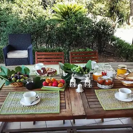 فندق مبيت وإفطار Salento غالاتوني